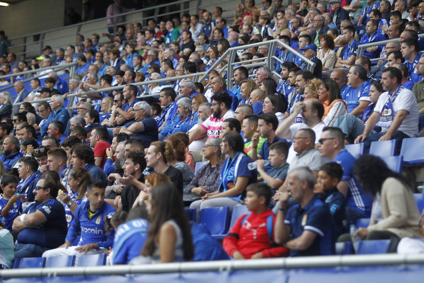 Fotos: ¿Estuviste en el Real Oviedo - Ibiza? ¡Búscate!