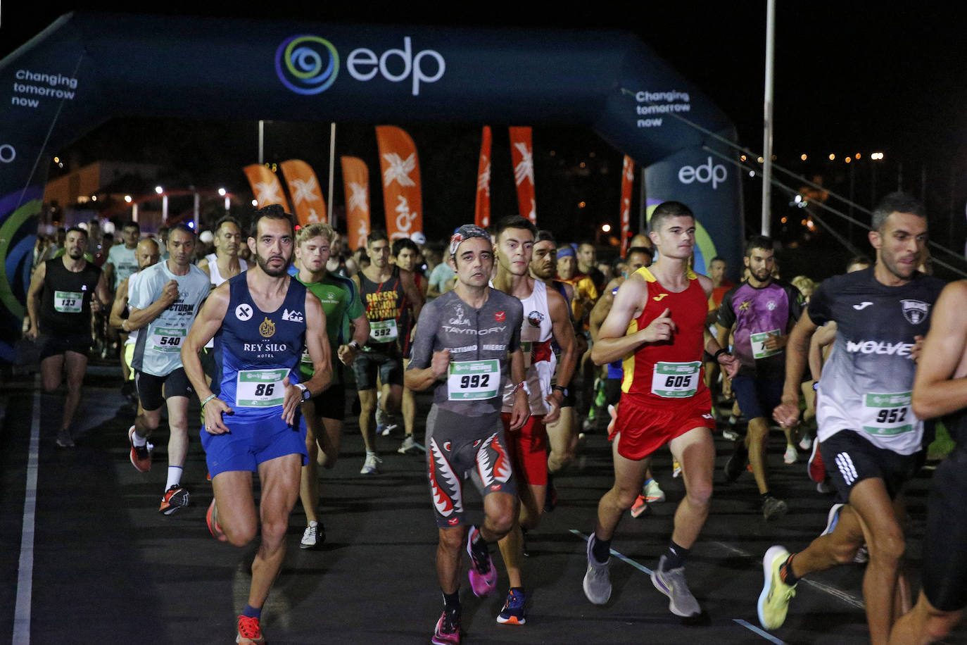 Fotos: ¿Estuviste en la EdP Carrera Nocturna Gijon 10K? ¡Búscate!