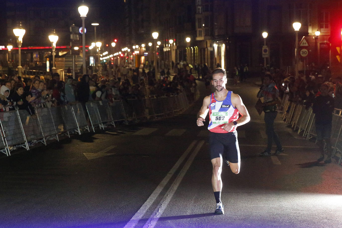 Fotos: ¿Estuviste en la EdP Carrera Nocturna Gijon 10K? ¡Búscate!