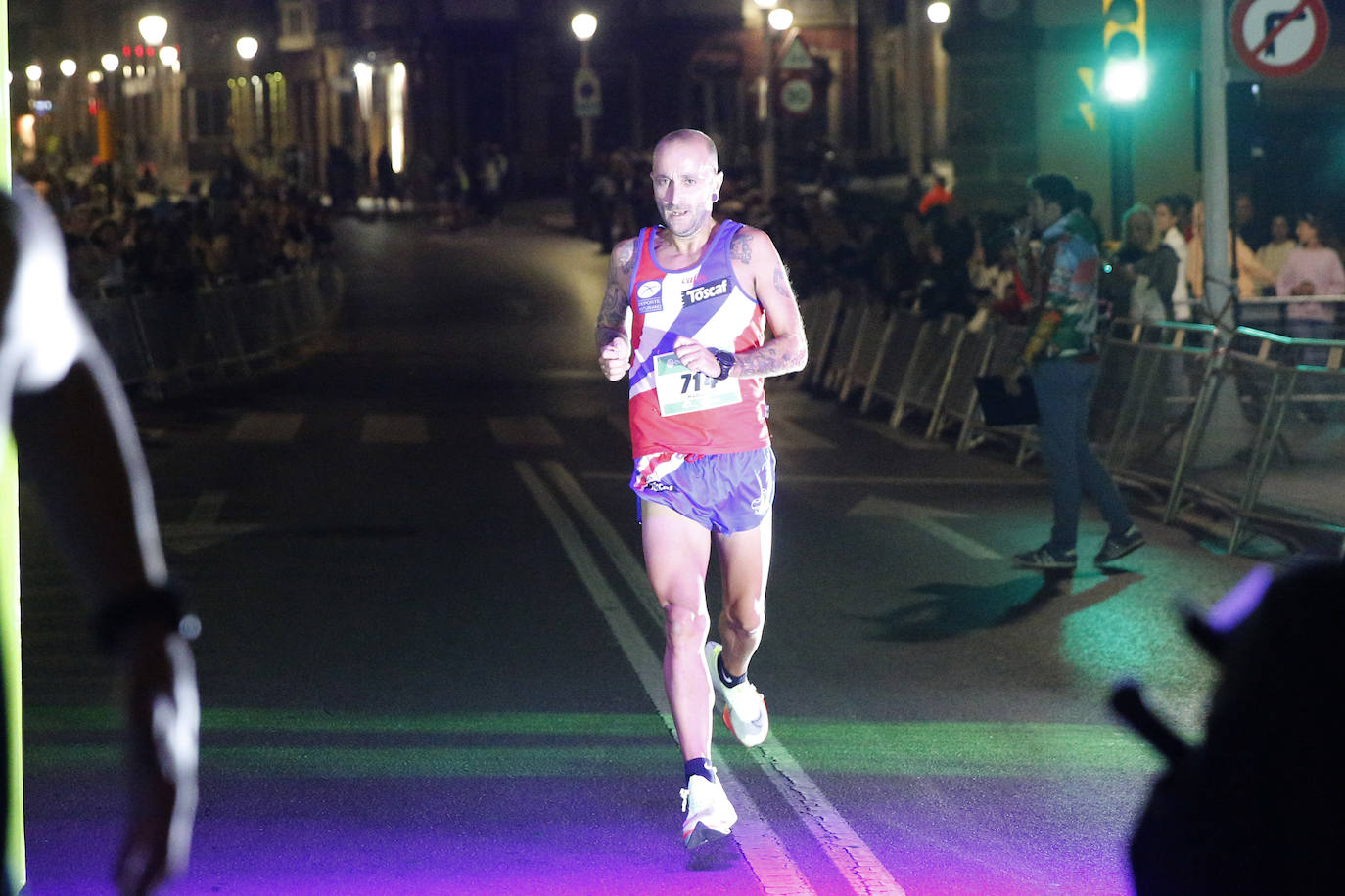 Fotos: ¿Estuviste en la EdP Carrera Nocturna Gijon 10K? ¡Búscate!