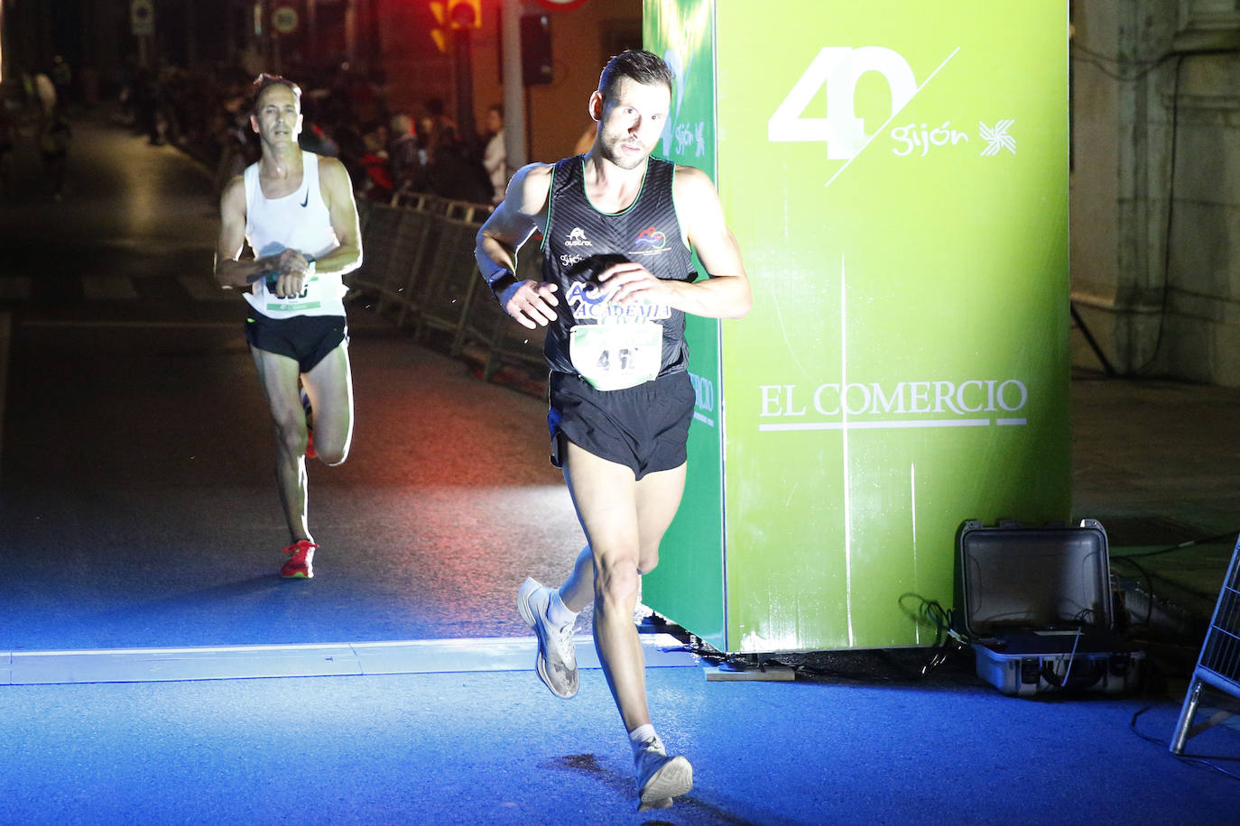 Fotos: ¿Estuviste en la EdP Carrera Nocturna Gijon 10K? ¡Búscate!