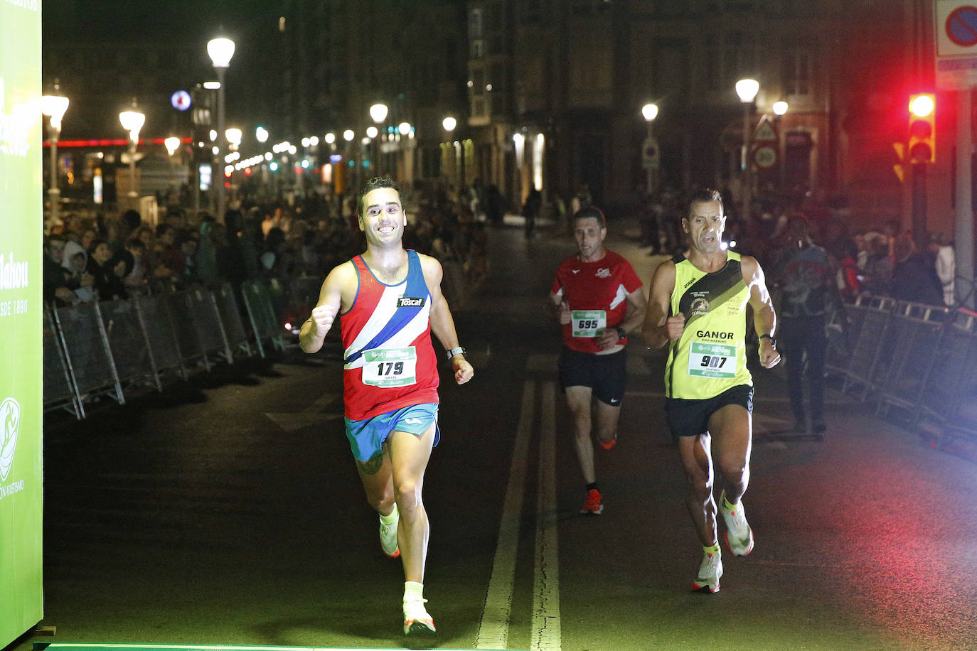 Fotos: ¿Estuviste en la EdP Carrera Nocturna Gijon 10K? ¡Búscate!