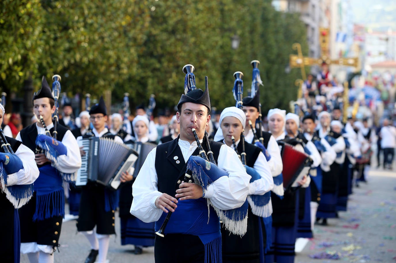 Fotos: Todas las imágenes del desfile del Día de América en Oviedo