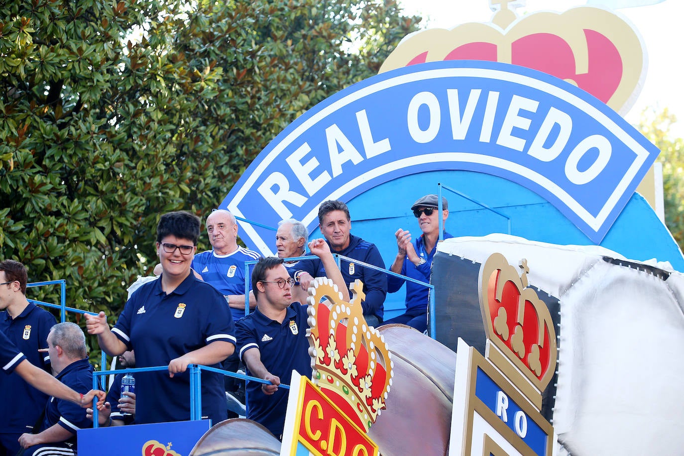 Fotos: Todas las imágenes del desfile del Día de América en Oviedo