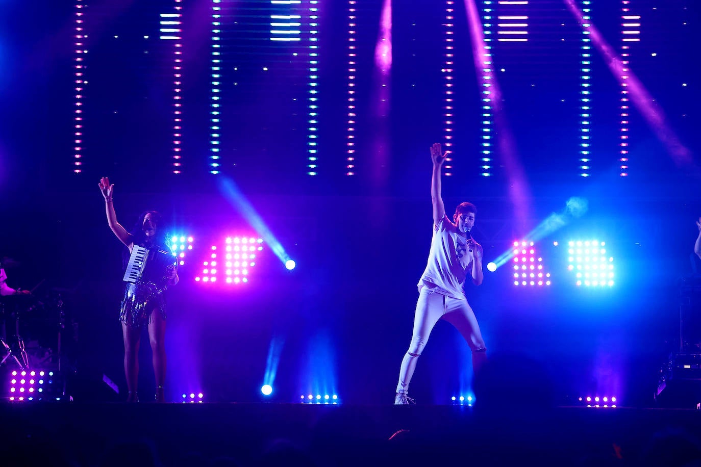 Fotos: Una última noche de conciertos para todos los estilos en Oviedo