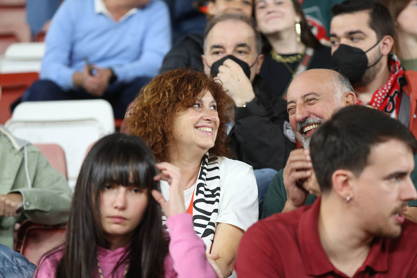 Fotos: ¿Estuviste en el Sporting - Ibiza? ¡Búscate!