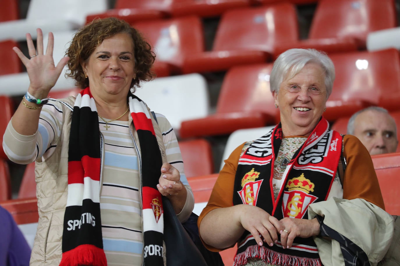 Fotos: ¿Estuviste en el Sporting - Ibiza? ¡Búscate!