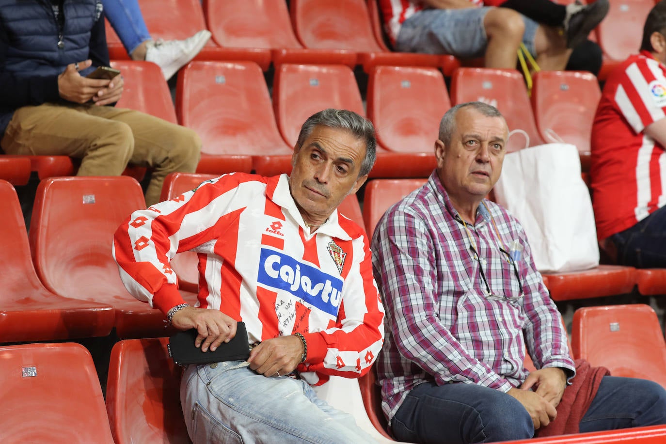 Fotos: ¿Estuviste en el Sporting - Ibiza? ¡Búscate!