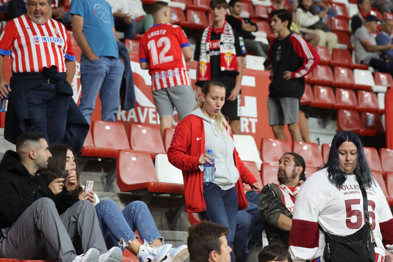 Fotos: ¿Estuviste en el Sporting - Ibiza? ¡Búscate!