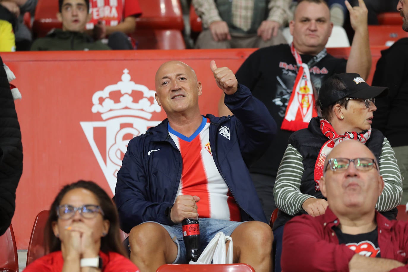 Fotos: ¿Estuviste en el Sporting - Ibiza? ¡Búscate!