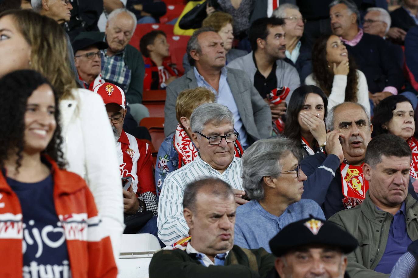 Fotos: ¿Estuviste en el Sporting - Ibiza? ¡Búscate!