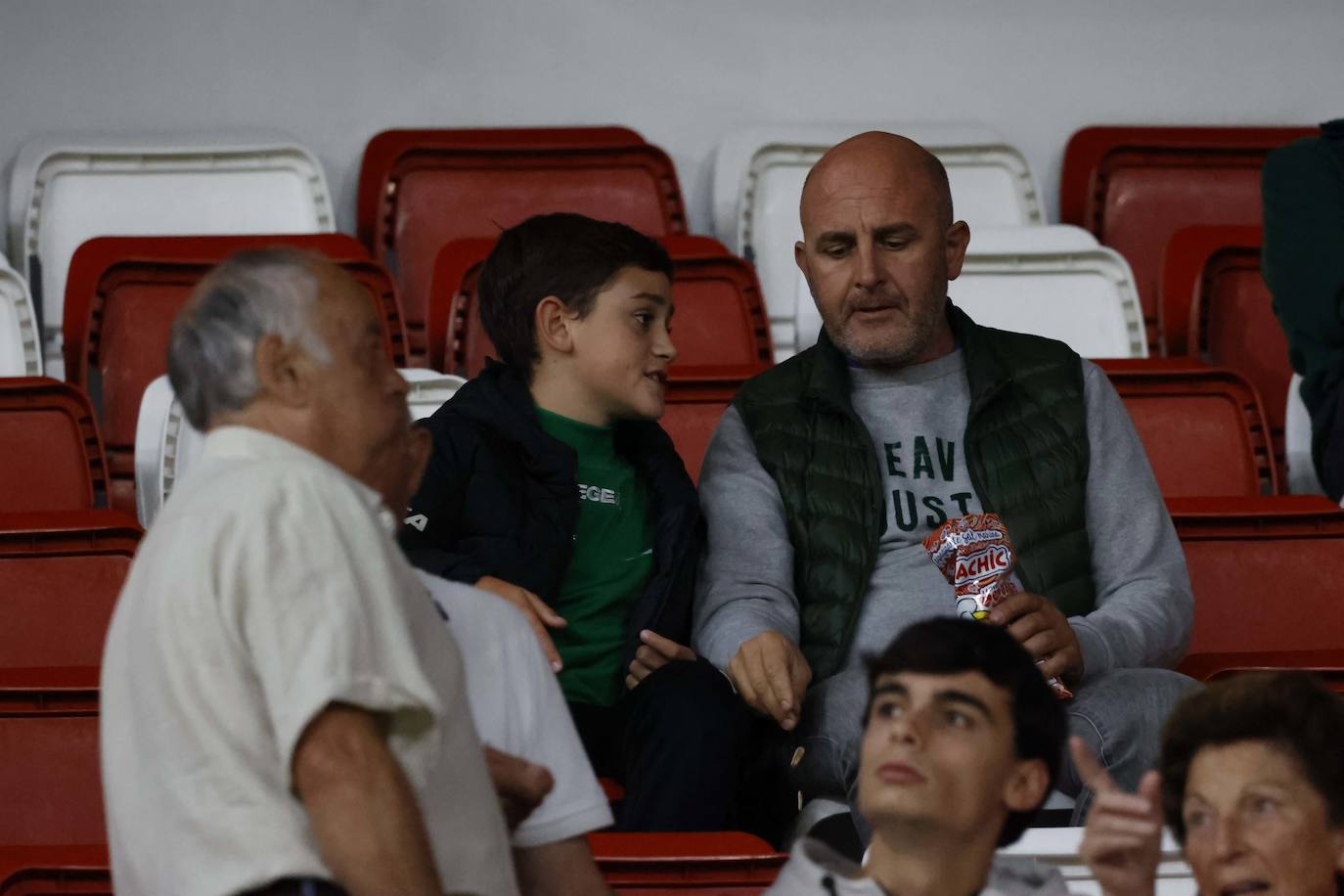 Fotos: ¿Estuviste en el Sporting - Ibiza? ¡Búscate!