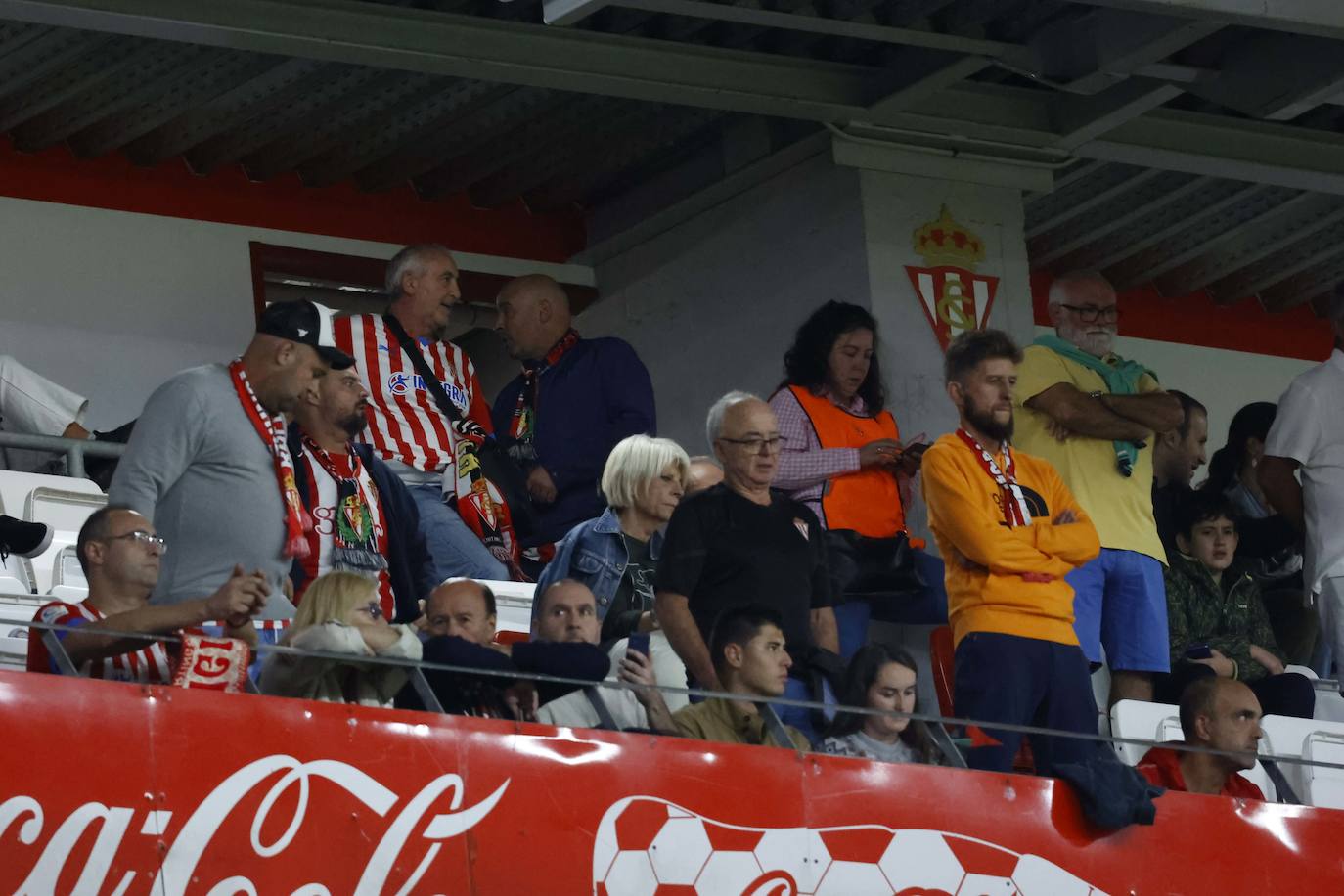 Fotos: ¿Estuviste en el Sporting - Ibiza? ¡Búscate!