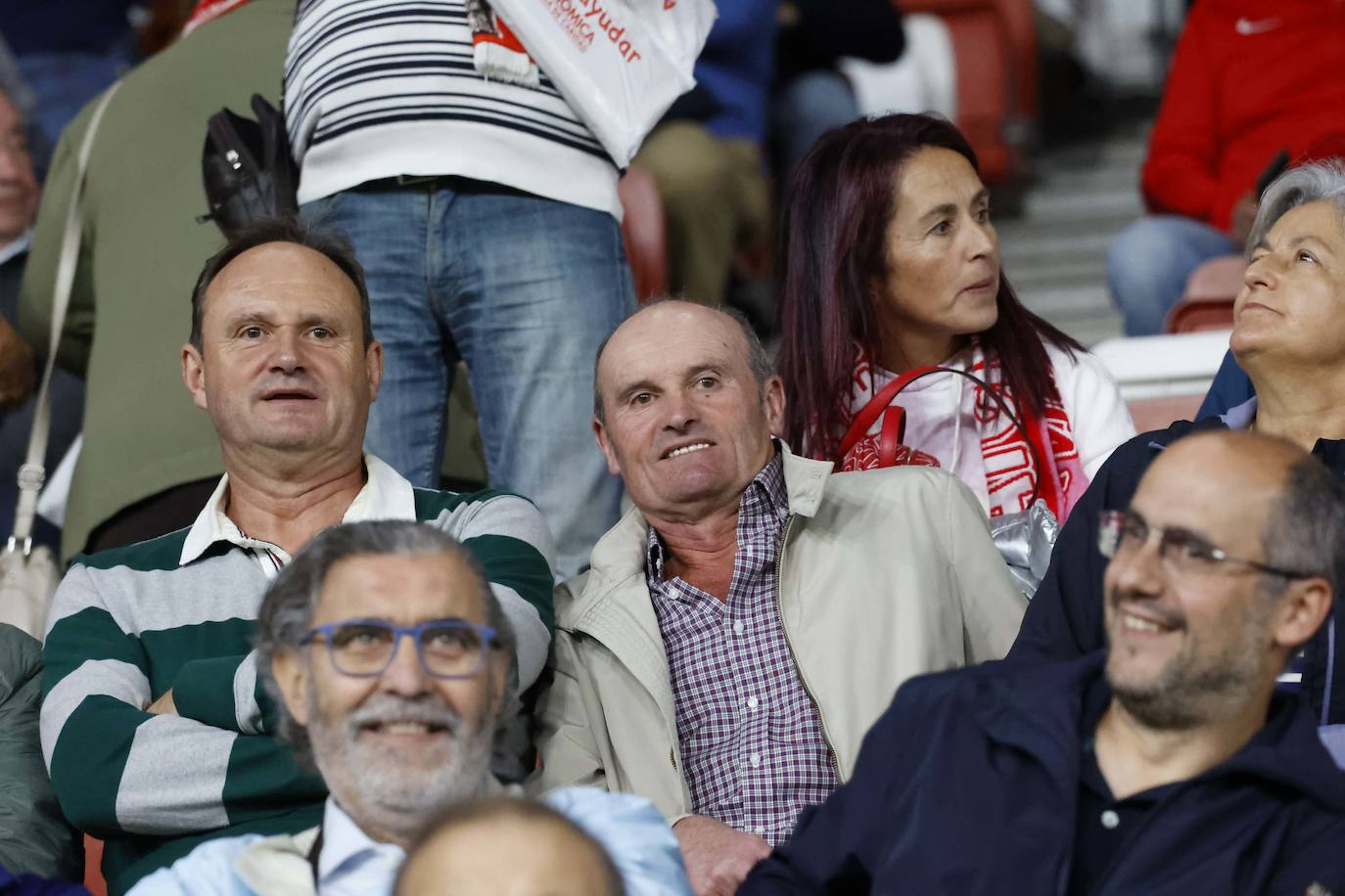 Fotos: ¿Estuviste en el Sporting - Ibiza? ¡Búscate!