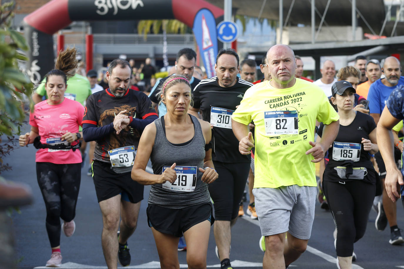 Fotos: Multitudinaria carrera popular del Grupo Covadonga y Santa Olaya