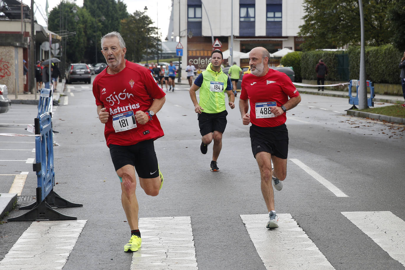 Fotos: Multitudinaria carrera popular del Grupo Covadonga y Santa Olaya