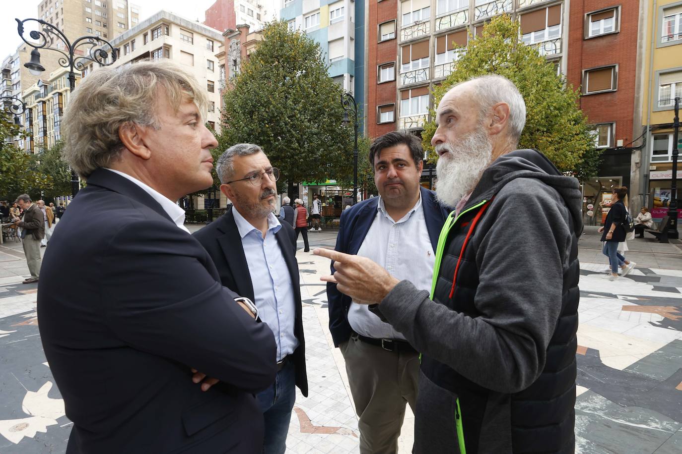 Fotos: EL COMERCIO premia al «mejor retablo de una Asturias que sabe trabajar por el futuro»