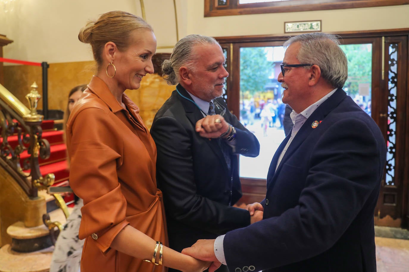 Fotos: EL COMERCIO premia al «mejor retablo de una Asturias que sabe trabajar por el futuro»