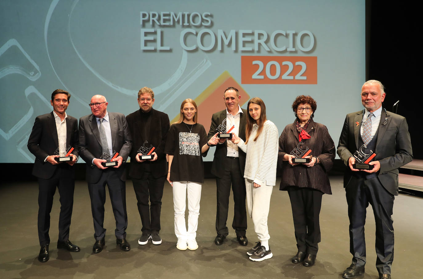 Fotos: EL COMERCIO premia al «mejor retablo de una Asturias que sabe trabajar por el futuro»