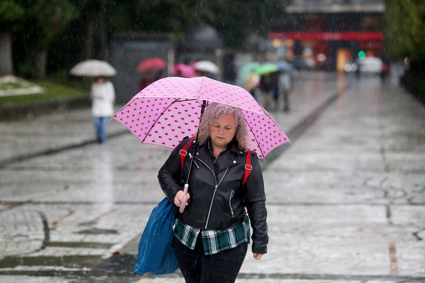 Fotos: Asturias bajo el paraguas
