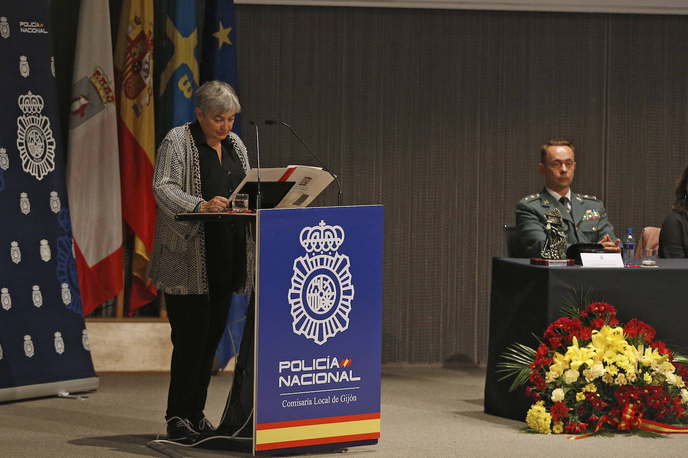 La Policía Nacional celebra el día de los Ángeles Custodios.