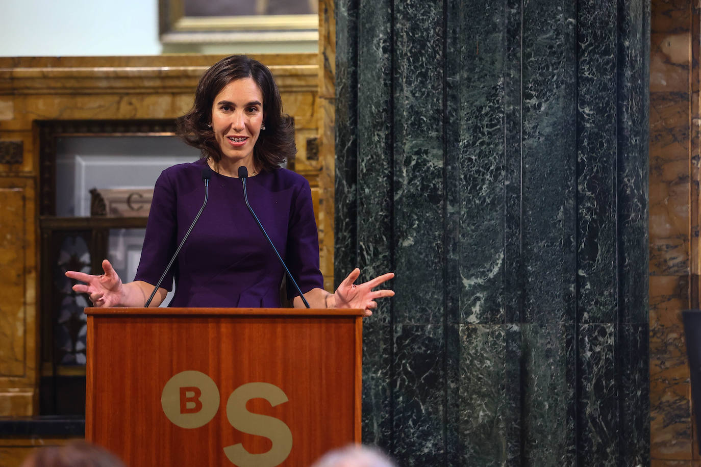 Fotos: Elena Manresa recibe el XXI Premio Fundación Banco Sabadell a la Investigación Económica