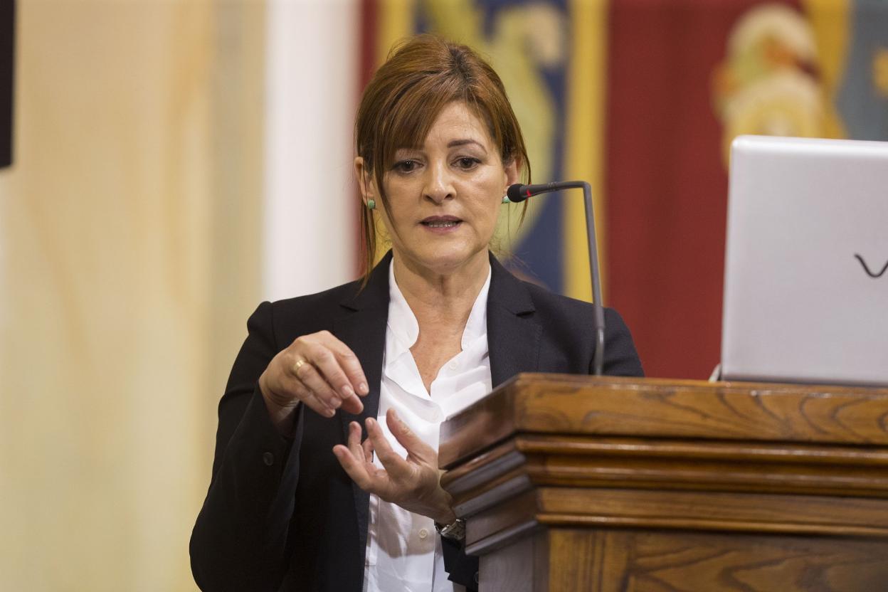 «Siempre me gustó andar entre tumbas, se aprende mucho»