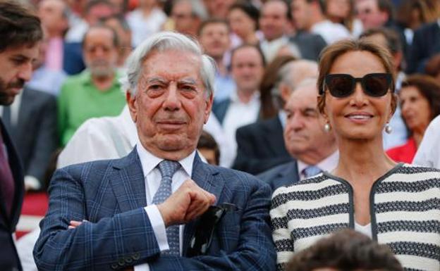 Un profesor pregunta quién es Vargas Llosa y la respuesta de su alumno se vuelve viral