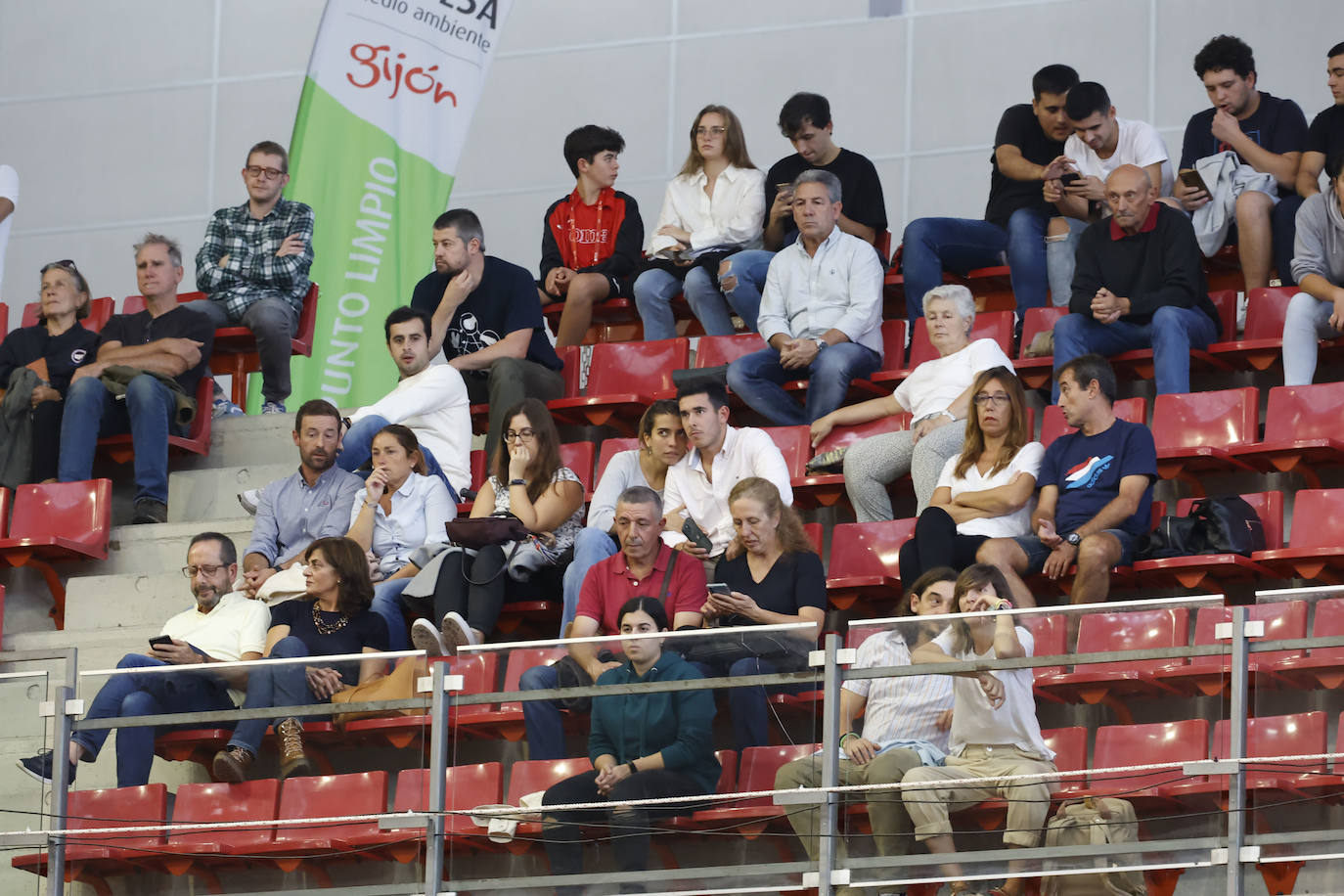 Fotos: ¿Estuviste en el Gijón Open ATP 250 este lunes? ¡Búscate!