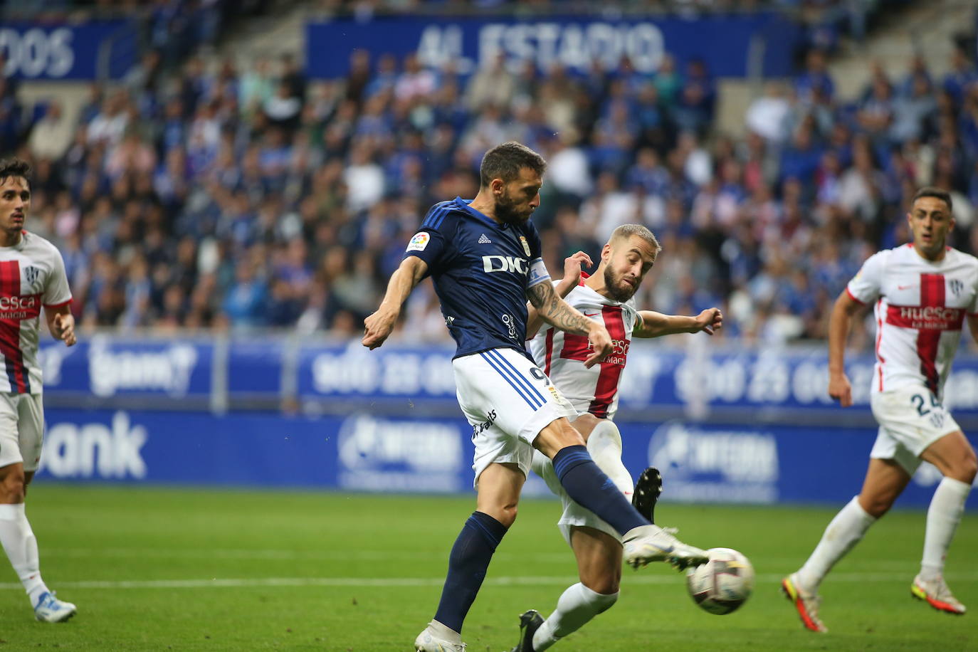 Fotos: ¿Estuviste en el Real Oviedo - Huesca en el Carlos Tartiere?¡Búscate!