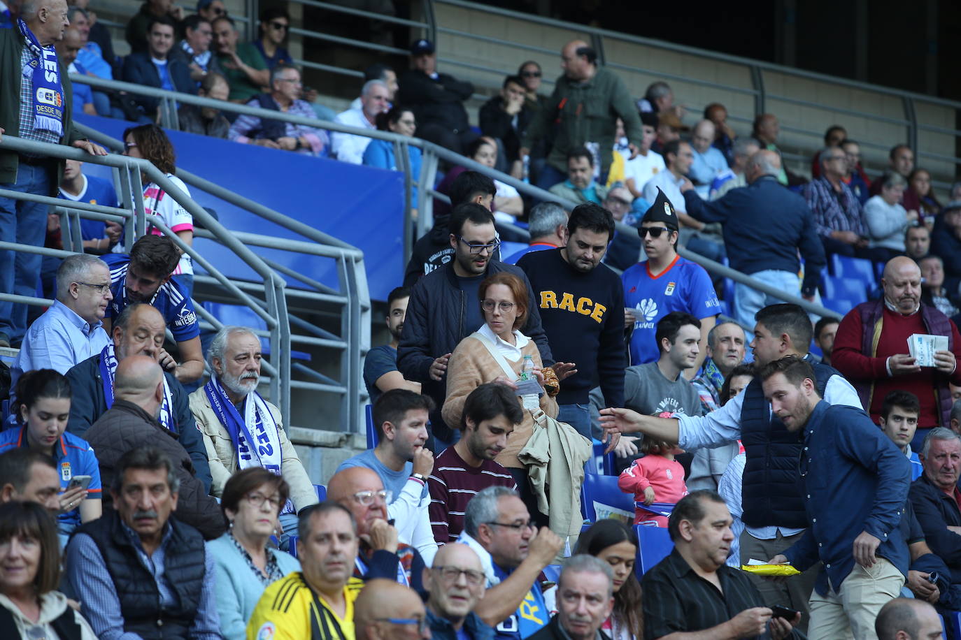 Fotos: ¿Estuviste en el Real Oviedo - Huesca en el Carlos Tartiere?¡Búscate!