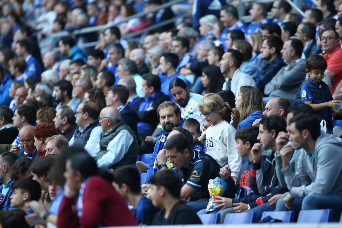 Fotos: ¿Estuviste en el Real Oviedo - Huesca en el Carlos Tartiere?¡Búscate!