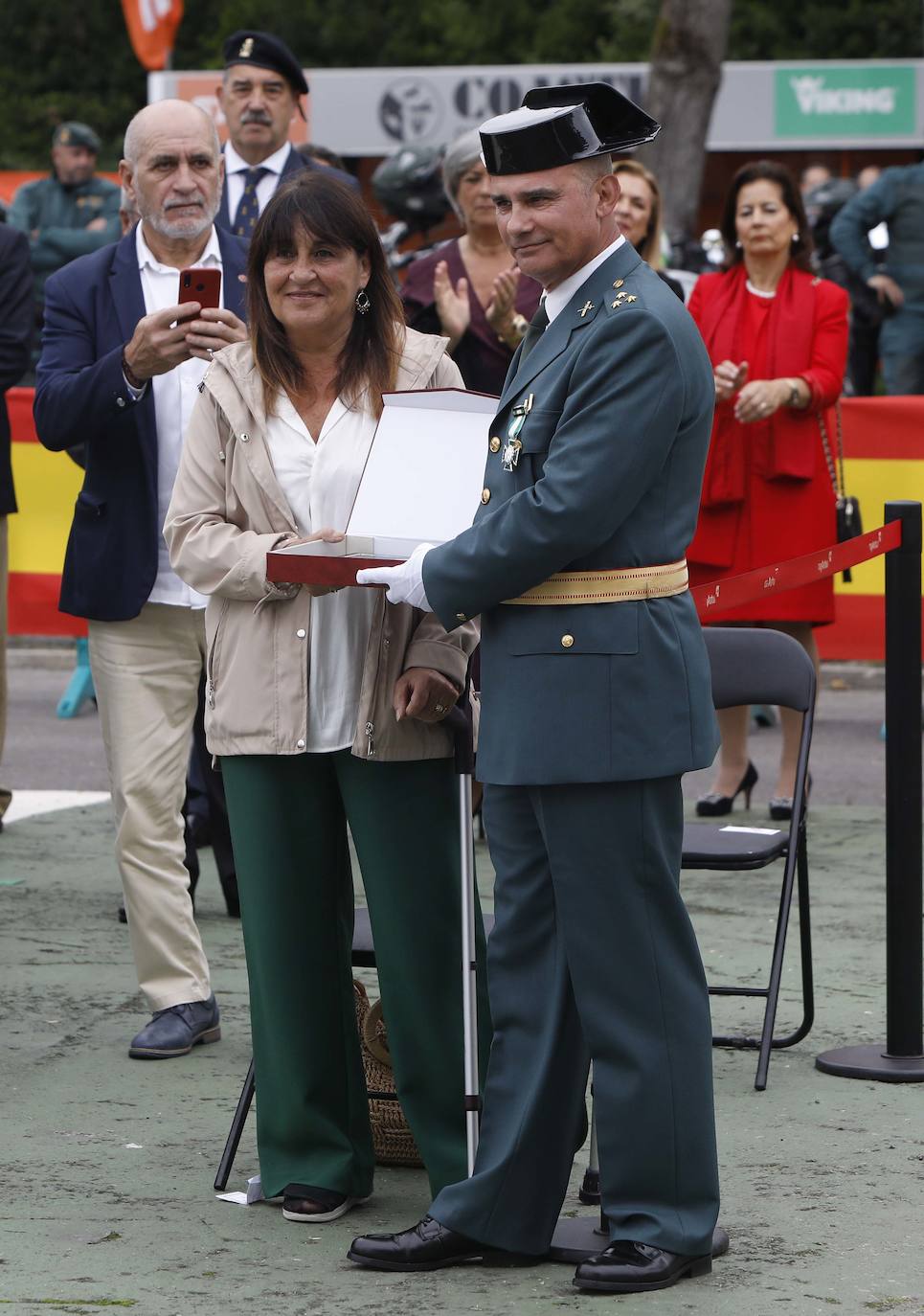 Fotos: La Guardia Civil de Gijón celebra el Pilar