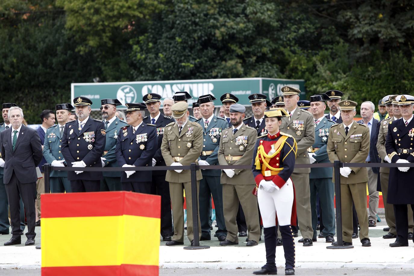 Fotos: La Guardia Civil de Gijón celebra el Pilar