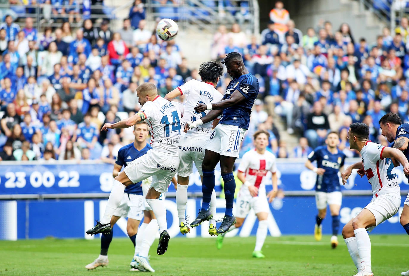 Fotos: Las mejores jugadas del Real Oviedo 0-1 Huesca