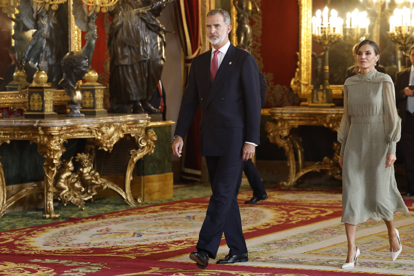 Fotos: Así ha sido la recepción a las autoridades en el Palacio Real