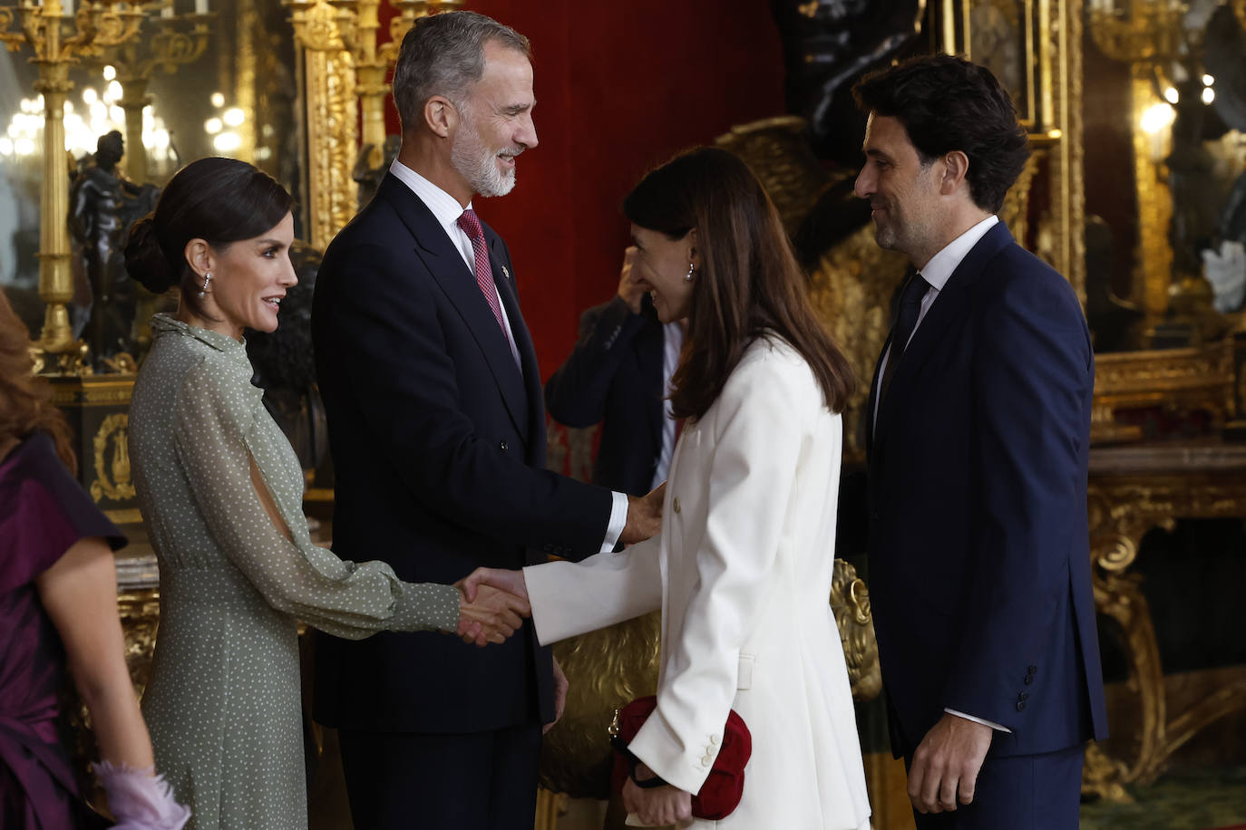 Fotos: Así ha sido la recepción a las autoridades en el Palacio Real