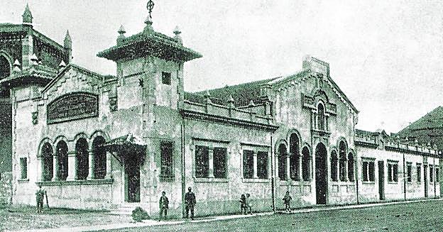 El edificio de la Asociación Gijonesa de Caridad.