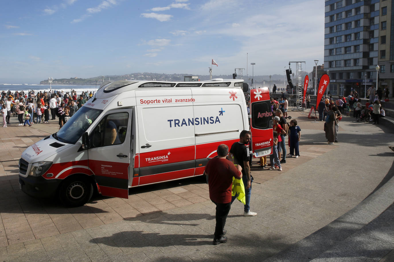 Fotos: Récord de reanimación simultánea en Gijón