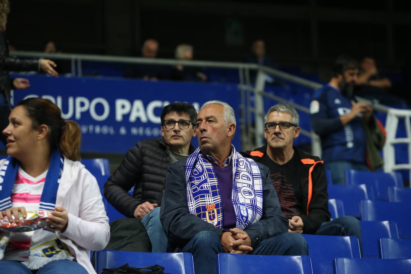 Fotos: ¿Estuviste en el Real Oviedo - Málaga? ¡Búscate!