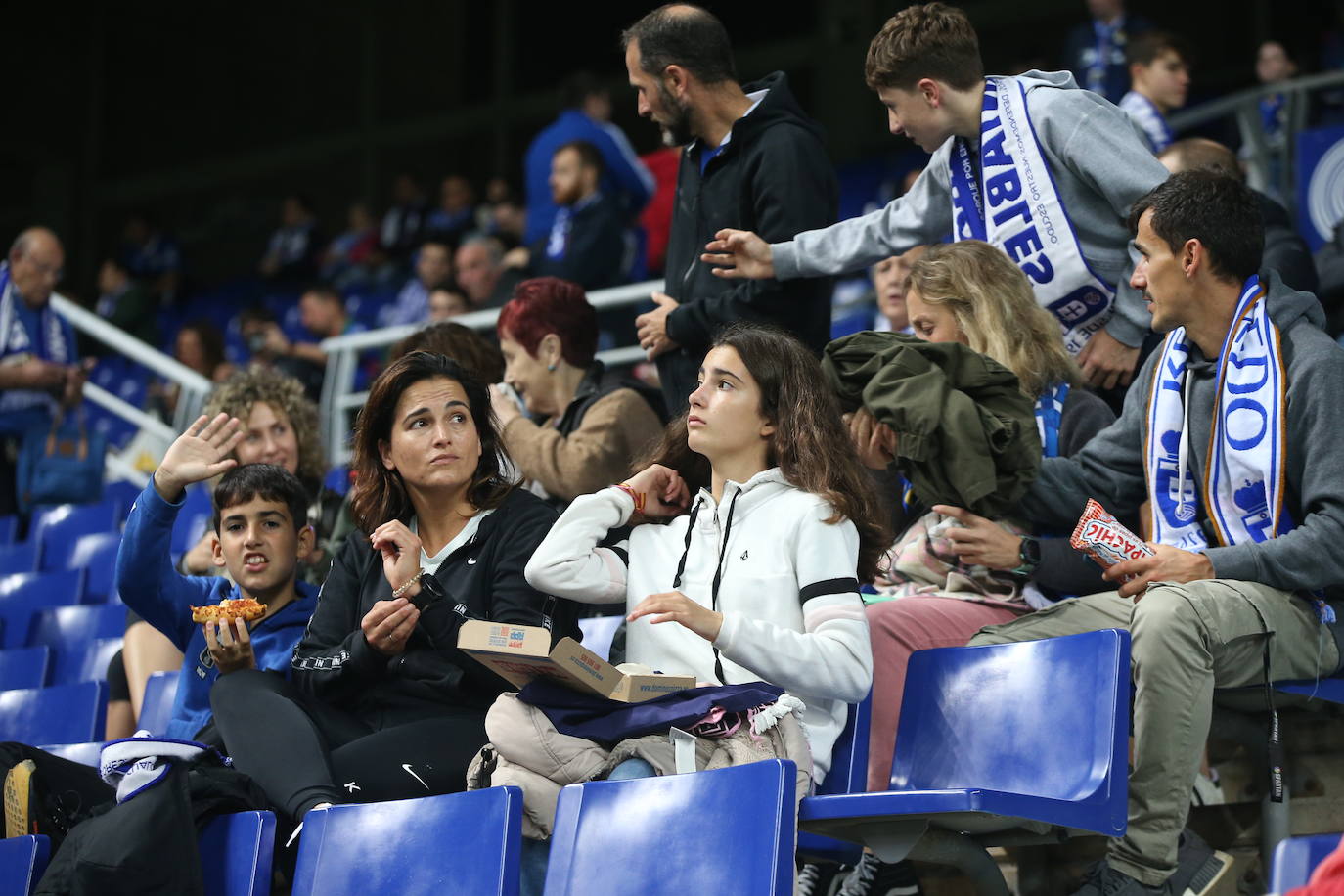 Fotos: ¿Estuviste en el Real Oviedo - Málaga? ¡Búscate!