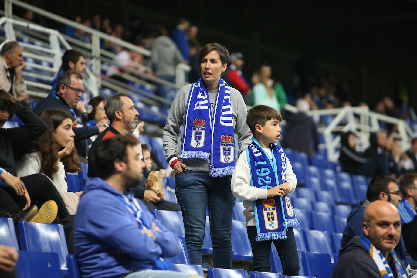 Fotos: ¿Estuviste en el Real Oviedo - Málaga? ¡Búscate!