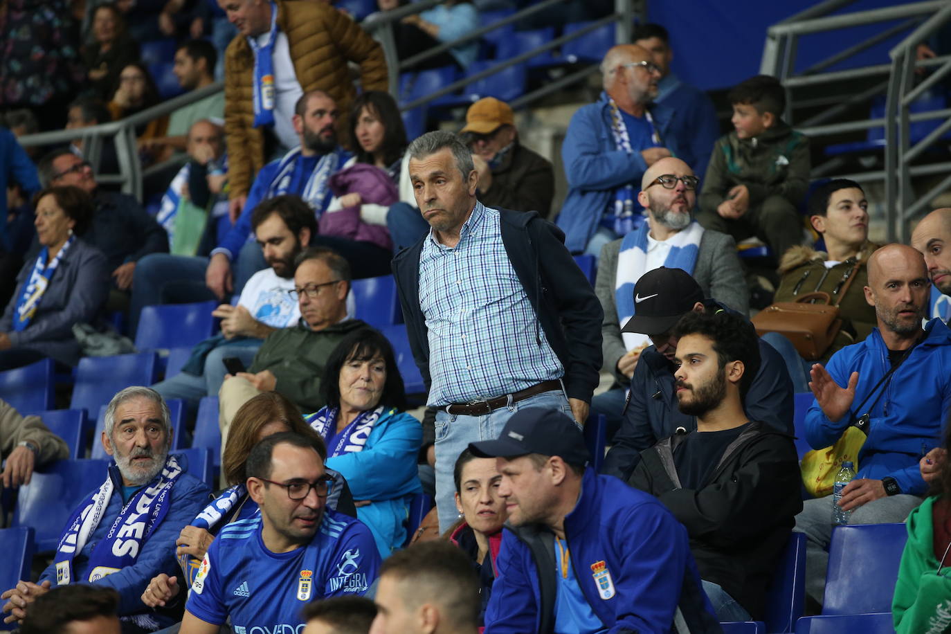 Fotos: ¿Estuviste en el Real Oviedo - Málaga? ¡Búscate!