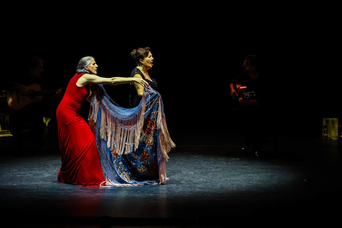 Fotos: El cante y baile flamenco, vínculo de unión de la poesía española con Linares y Pagés