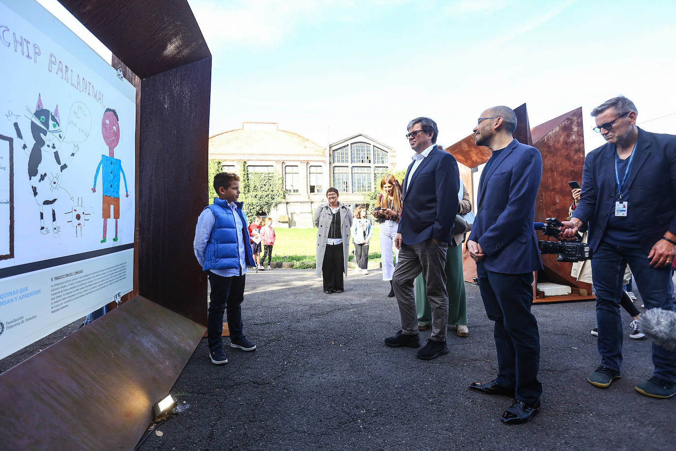 Fotos: Dos exposiciones para homenajear a las grandes mentes de la ciencia