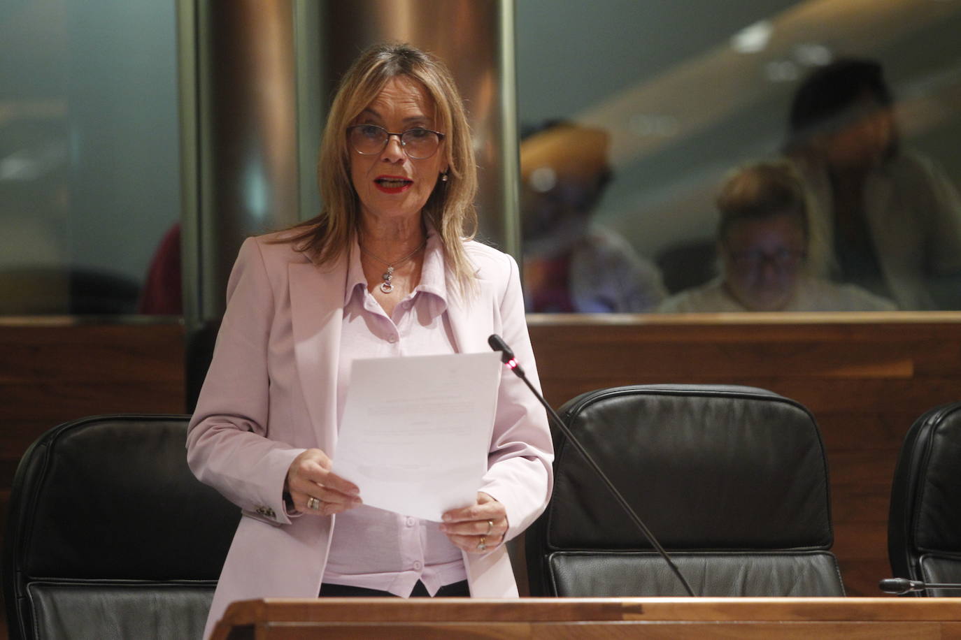 La portavoz de IU, Ángela Vallina. 