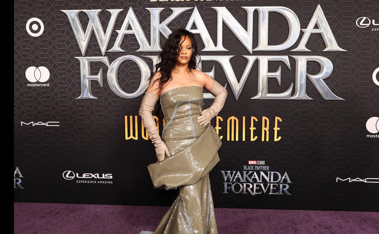 Rihanna en la Premier de la película 'Black Panther: Wakanda'. Forever'