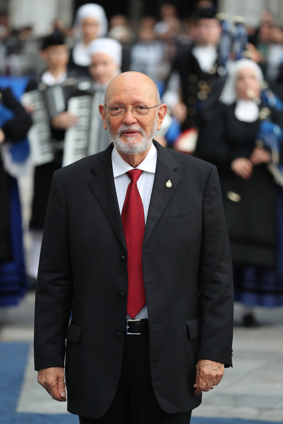 Fotos: Colorido en la alfombra azul de los Premios Princesa