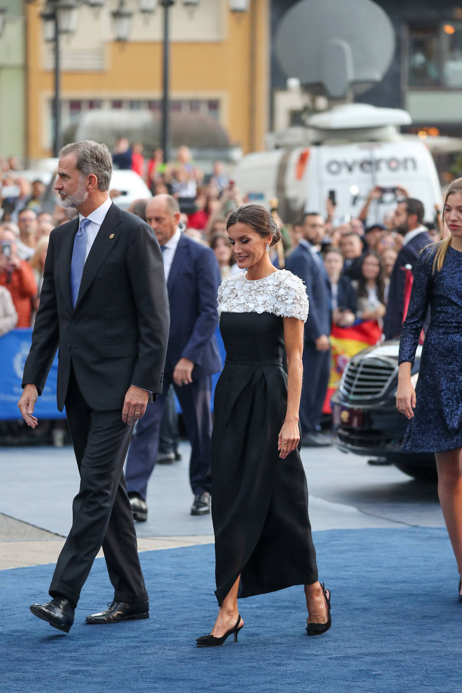 Fotos: Colorido en la alfombra azul de los Premios Princesa