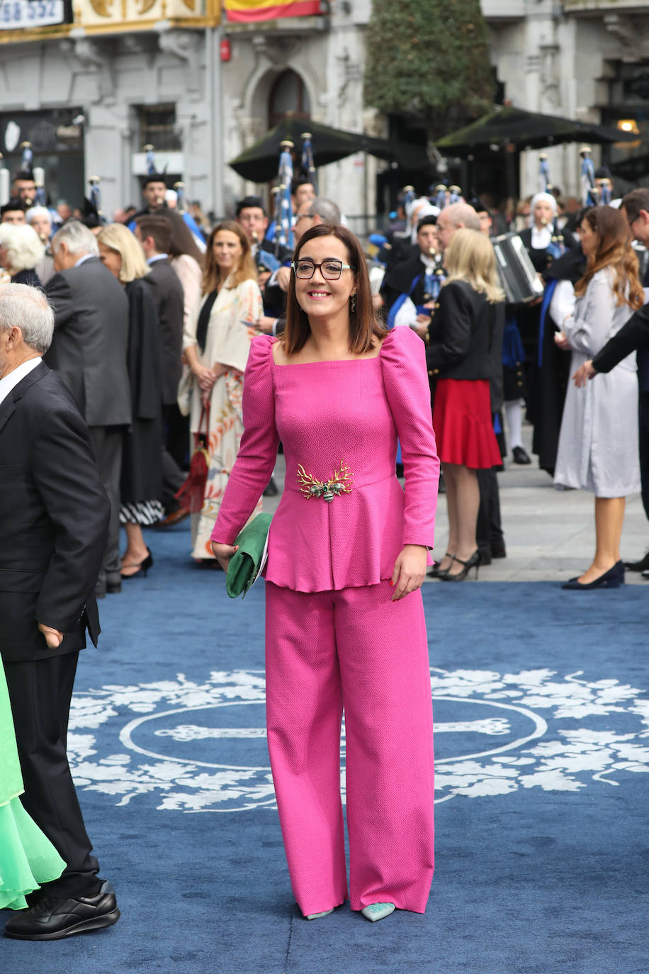 Fotos: Colorido en la alfombra azul de los Premios Princesa